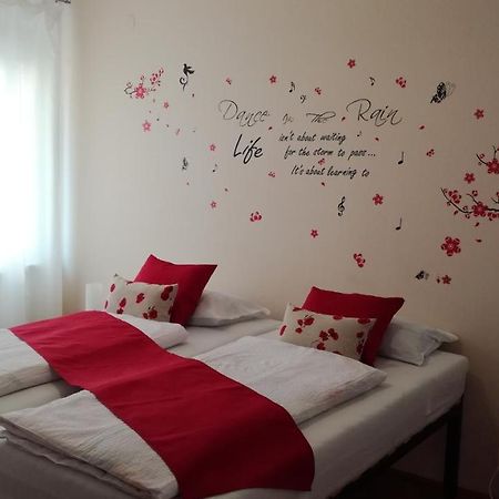 Apartma Ema إيزولا المظهر الخارجي الصورة