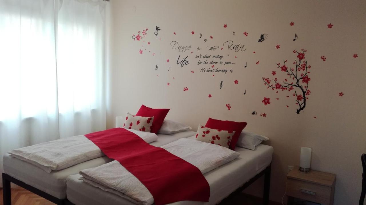 Apartma Ema إيزولا المظهر الخارجي الصورة