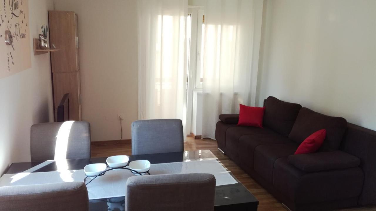 Apartma Ema إيزولا المظهر الخارجي الصورة